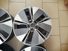 Laden Sie das Bild in den Galerie-Viewer, 4x Alufelge 19 Zoll 8.0" 5x112 45ET Glanz Silber 5LA601025A Audi Enyaq Arteon FEL9586887089mu