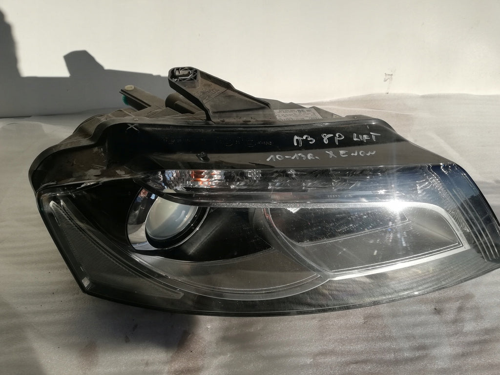 Frontscheinwerfer Audi A3 8P0941004 1EL009648-10 Xenon Rechts Headlight