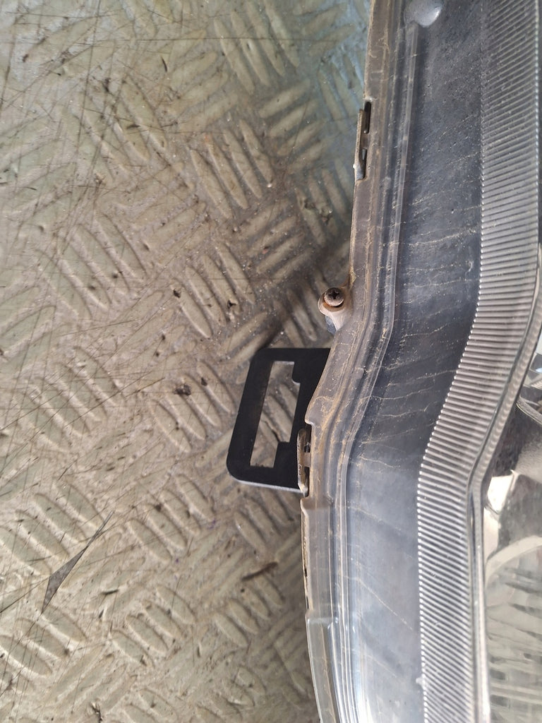 Frontscheinwerfer Mitsubishi Lancer VIII LED Ein Stück (Rechts oder Links)