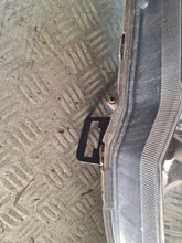 Laden Sie das Bild in den Galerie-Viewer, Frontscheinwerfer Mitsubishi Lancer VIII LED Ein Stück (Rechts oder Links)