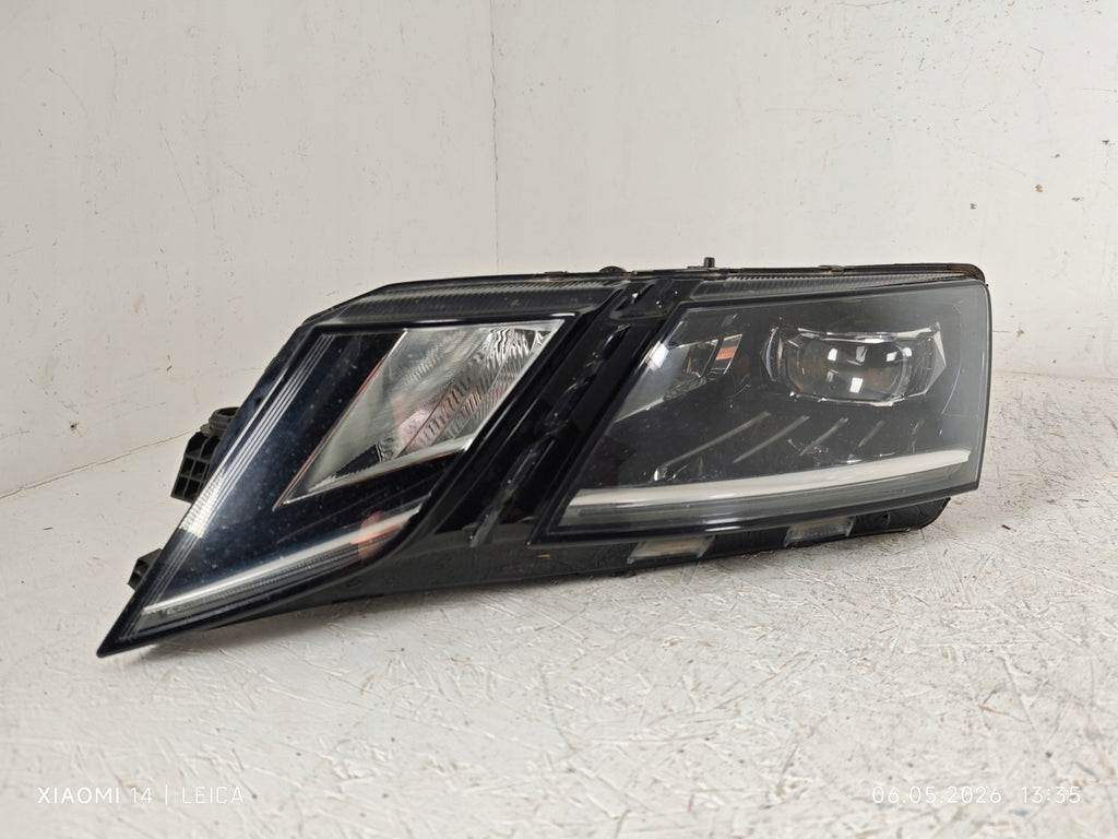 Frontscheinwerfer Skoda Octavia III 5E1941015F Links Scheinwerfer Headlight SCH6902955977mb