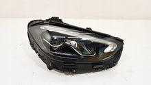 Laden Sie das Bild in den Galerie-Viewer, Frontscheinwerfer Mercedes-Benz W206 A2069066204 Rechts Scheinwerfer Headlight SCH3393442995bu