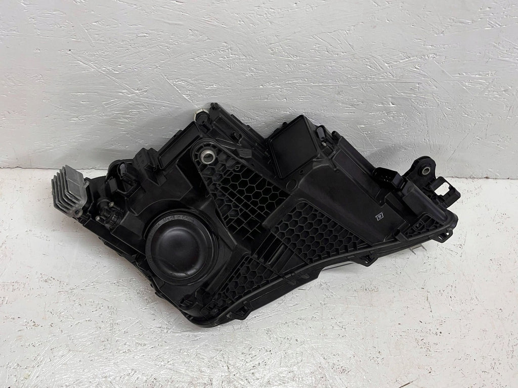 Frontscheinwerfer Skoda Superb III 3V1941015C LED Ein Stück (Rechts oder Links)