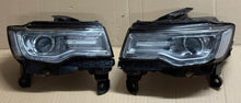 Load image into Gallery viewer, Frontscheinwerfer Jeep Grand Cherokee Wk2 68144709AD 68144708AD Ein Satz SCH5673388843do