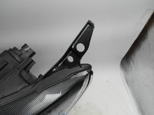 Laden Sie das Bild in den Galerie-Viewer, Frontscheinwerfer Ford Custom 148R006360 PZ31-13E015-CB Links Headlight SCH6869660123nm