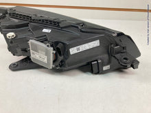 Laden Sie das Bild in den Galerie-Viewer, Frontscheinwerfer Skoda Superb III 3V1941015D Full LED Links Headlight