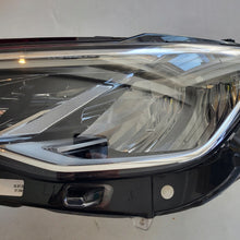 Laden Sie das Bild in den Galerie-Viewer, Frontscheinwerfer VW Golf 5H1941005 LED Links Scheinwerfer Headlight SCH1929915761wy