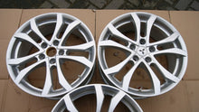 Laden Sie das Bild in den Galerie-Viewer, 1x Alufelge 18 Zoll 7.5" 5x114.3 39ET Mitsubishi Rim Wheel FEL2205654825gu