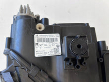 Laden Sie das Bild in den Galerie-Viewer, Frontscheinwerfer VW Tiguan 5NB941082A LED Rechts Scheinwerfer Headlight