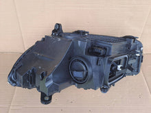 Laden Sie das Bild in den Galerie-Viewer, Frontscheinwerfer Mercedes-Benz W206 A2069066204 LED Rechts Headlight SCH7807867009le
