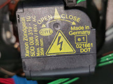Laden Sie das Bild in den Galerie-Viewer, Frontscheinwerfer Mercedes-Benz W211 A0028202426 Vorderseite Headlight SCH4556171031zd