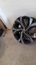 Load image into Gallery viewer, 1x Alufelge 18 Zoll 7.0" 5x114.3 35ET Glanz Renault Kadjar Arkana I Rim Wheel FEL3325075226bd
