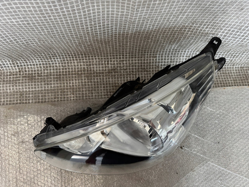 Frontscheinwerfer Mitsubishi Space Star Links Scheinwerfer Headlight SCH4700534523xf