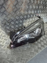 Laden Sie das Bild in den Galerie-Viewer, Frontscheinwerfer Opel Astra J 13297722 Links Scheinwerfer Headlight SCH5931453578gw