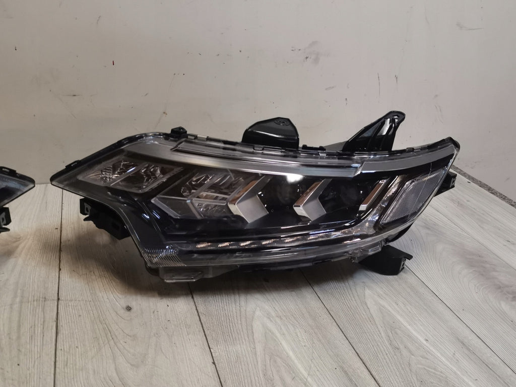 Frontscheinwerfer Mitsubishi Outlander III Full LED Rechts oder Links SCH8138158813cz