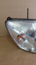 Laden Sie das Bild in den Galerie-Viewer, Frontscheinwerfer Hyundai Matrix 92101-10010 Ein Stück (Rechts oder Links)