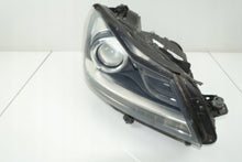 Laden Sie das Bild in den Galerie-Viewer, Frontscheinwerfer Mercedes-Benz W204 2048204639-1 LED Rechts Headlight SCH4918295166fw