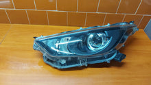 Load image into Gallery viewer, Frontscheinwerfer Toyota Yaris LED Ein Stück (Rechts oder Links) Headlight