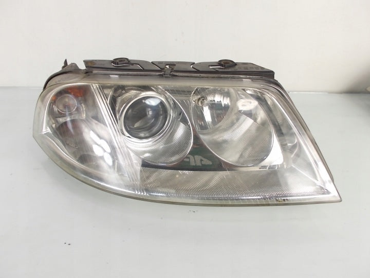 Frontscheinwerfer VW Passat 3B0941016AN 3B0941015AN Ein Satz Headlight SCH3626919834zz