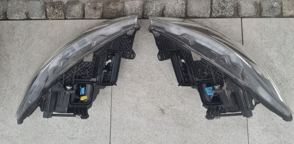 Frontscheinwerfer Mercedes-Benz Vito W447 A4479069700 A4479069800 Links SCH3090475113ow