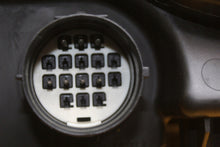 Laden Sie das Bild in den Galerie-Viewer, Frontscheinwerfer Land Rover Range Sport L320 XBC501672LZN Xenon Links Headlight SCH1548785480ae