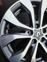 Load image into Gallery viewer, 1x Alufelge 17 Zoll 7.0" 4x114.3 43ET Glanz Silber 403007202R Renault Megane 1 FEL7207848719mh