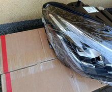 Laden Sie das Bild in den Galerie-Viewer, Frontscheinwerfer Mercedes-Benz Cla C118 A1189063900 LED Rechts oder Links SCH1307336168gd