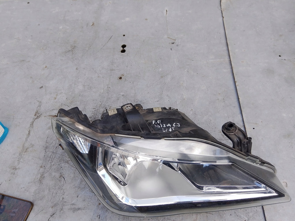 Frontscheinwerfer Seat Ibiza I 6J1941006N Rechts Scheinwerfer Headlight