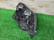 Laden Sie das Bild in den Galerie-Viewer, Frontscheinwerfer BMW 1 F21 F20 Links Scheinwerfer Headlight