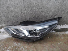Laden Sie das Bild in den Galerie-Viewer, Frontscheinwerfer Hyundai I30 III 92101G4510 Links Scheinwerfer Headlight SCH9684291001nu