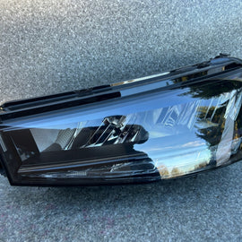 Frontscheinwerfer Skoda Fabia IV 6VB941015 Links Scheinwerfer Headlight SCH9418686231fx
