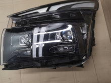 Laden Sie das Bild in den Galerie-Viewer, Frontscheinwerfer Hyundai Santa IV Fe 92101S1600 Links Scheinwerfer Headlight