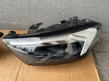 Load image into Gallery viewer, Frontscheinwerfer Audi A1 82A941033D Full LED Ein Satz Scheinwerfer Headlight