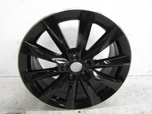 Laden Sie das Bild in den Galerie-Viewer, 1x Alufelge 17 Zoll 7.0&quot; 5x100 46ET 5JJ601025G Skoda Rapid Rim Wheel
