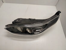 Laden Sie das Bild in den Galerie-Viewer, Frontscheinwerfer Kia Ceed 92101J7051 LED Ein Stück (Rechts oder Links)