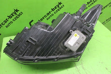 Laden Sie das Bild in den Galerie-Viewer, Frontscheinwerfer Hyundai Santa Fe 92102-2W Xenon Rechts Scheinwerfer Headlight