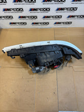 Laden Sie das Bild in den Galerie-Viewer, Frontscheinwerfer BMW E39 8159305 Xenon Links Scheinwerfer Headlight SCH4676163496su