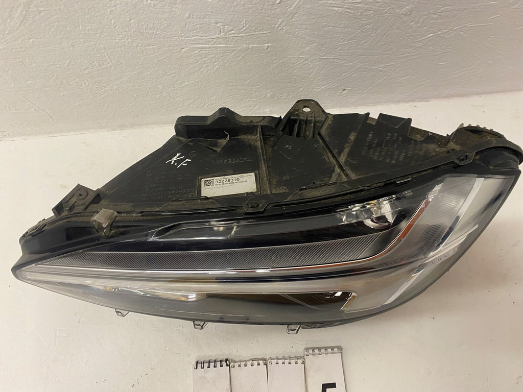 Frontscheinwerfer Volvo S90 V90 32228316 LED Links Scheinwerfer Headlight SCH5424893917eq