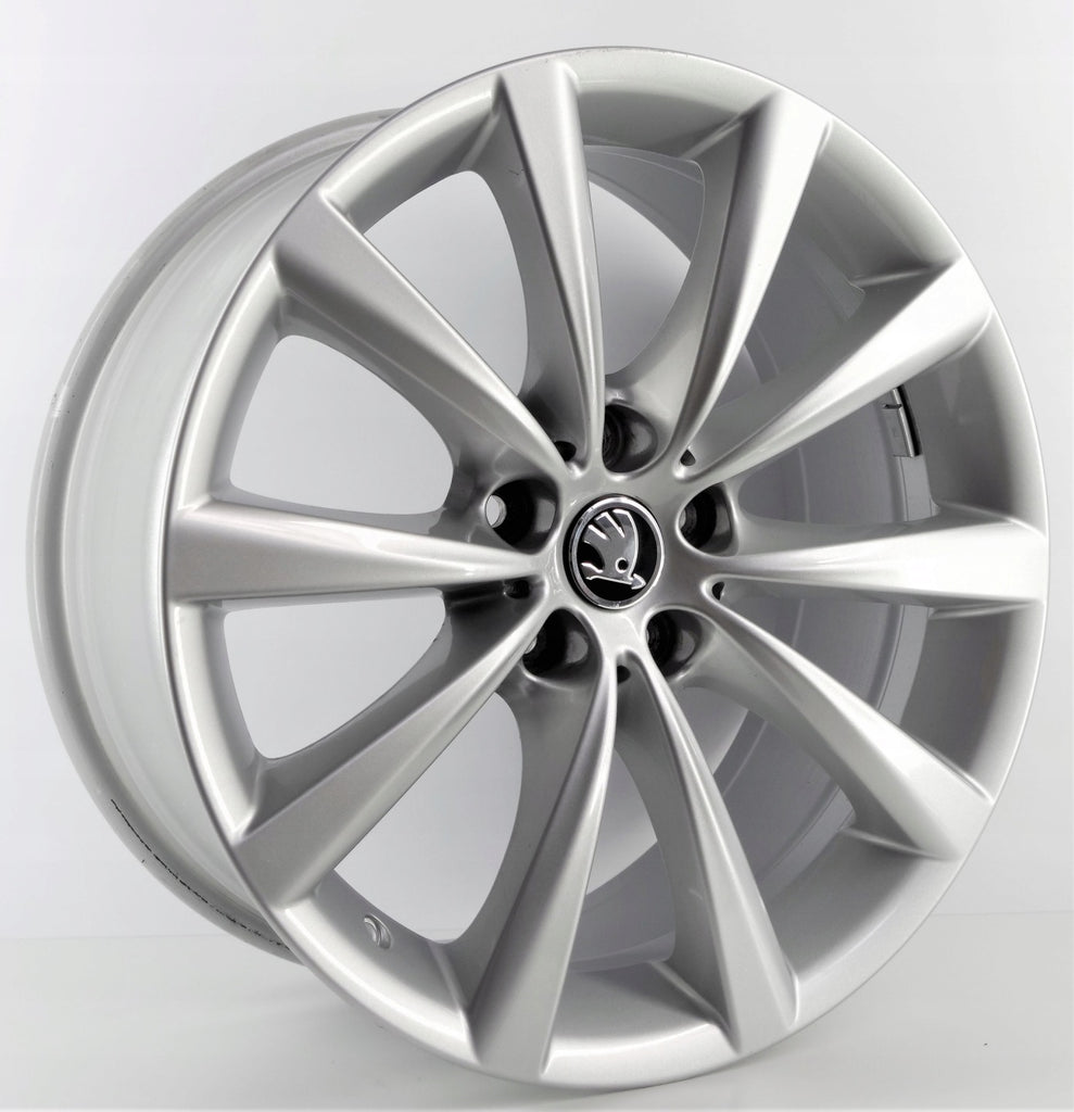 4x Alufelge 18 Zoll 8.0" 5x112 30ET Glanz Silber 6867338 BMW 4 Rim Wheel FEL8981182557vg