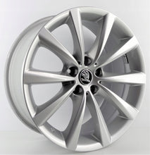 Load image into Gallery viewer, 4x Alufelge 18 Zoll 8.0" 5x112 30ET Glanz Silber 6867338 BMW 4 Rim Wheel FEL8981182557vg