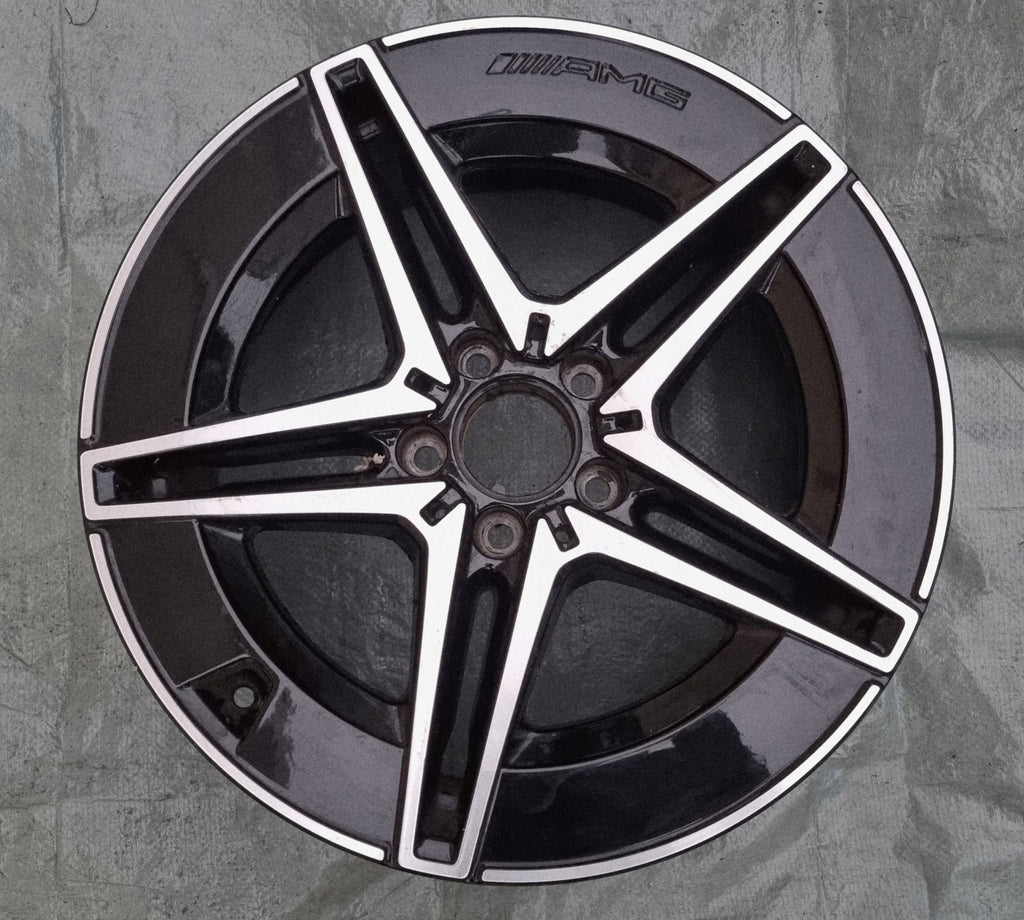 1x Alufelge 18 Zoll 8.0" 5x112 52ET Glanz Silber A2064011000 Mercedes-Benz W206 FEL7161836801cv