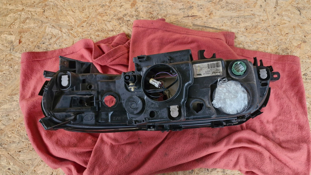 Frontscheinwerfer Volvo V70 II 30648209 Rechts Scheinwerfer Headlight SCH1881006050lw