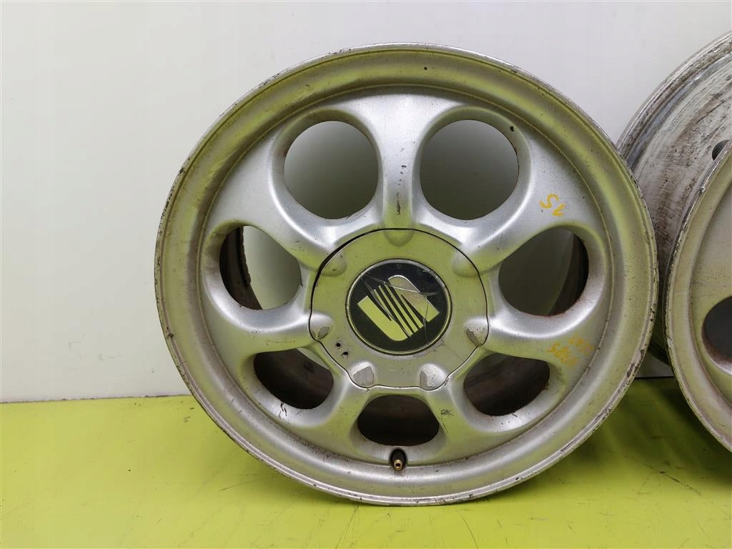 4x Alufelge 15 Zoll 6.0" 5x100 43ET Matt Silber Audi I Rim Wheel FEL5212569141dw
