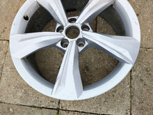 Laden Sie das Bild in den Galerie-Viewer, 1x Alufelge 19 Zoll 7.0" 5x112 34ET 80A601025K Audi Rim Wheel FEL2652819298tj