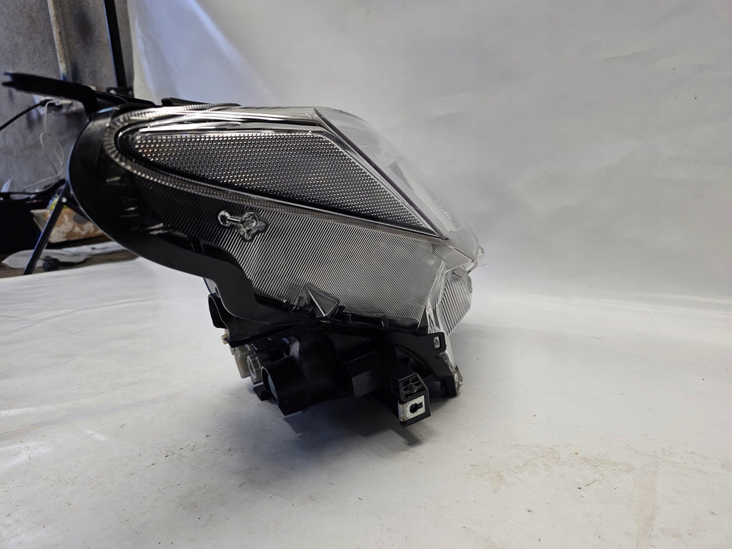 Frontscheinwerfer Toyota Rav 4 III LED Rechts Scheinwerfer Headlight SCH3148735942ra