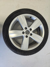 Load image into Gallery viewer, 1x Alufelge 17 Zoll 7.0" 5x112 47ET Glanz Silber 1T0601025T VW Touran Golf FEL5441209910bh