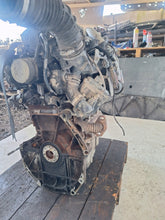 Laden Sie das Bild in den Galerie-Viewer, Motor Renault Kangoo K9K608 1.5 90PS Diesel Engine Unkomplett