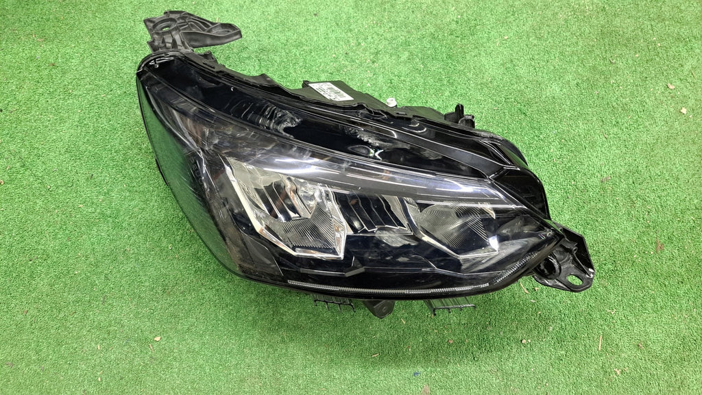 Frontscheinwerfer Peugeot 208 73313326 LED Rechts Scheinwerfer Headlight