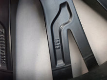 Load image into Gallery viewer, 1x Alufelge 18 Zoll 7.5" 5x112 25ET Glanz Schwarz 6885305 BMW 3 G21 G20 FEL9763821708wo