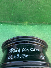 Laden Sie das Bild in den Galerie-Viewer, 1x Alufelge 17 Zoll 7.0&quot; 5x112 45ET Glanz Silber 2GA601025AR Mg T-Roc Rim Wheel